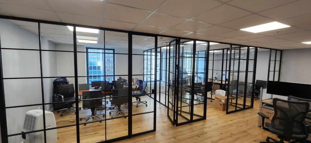 Steel Partition – Swing