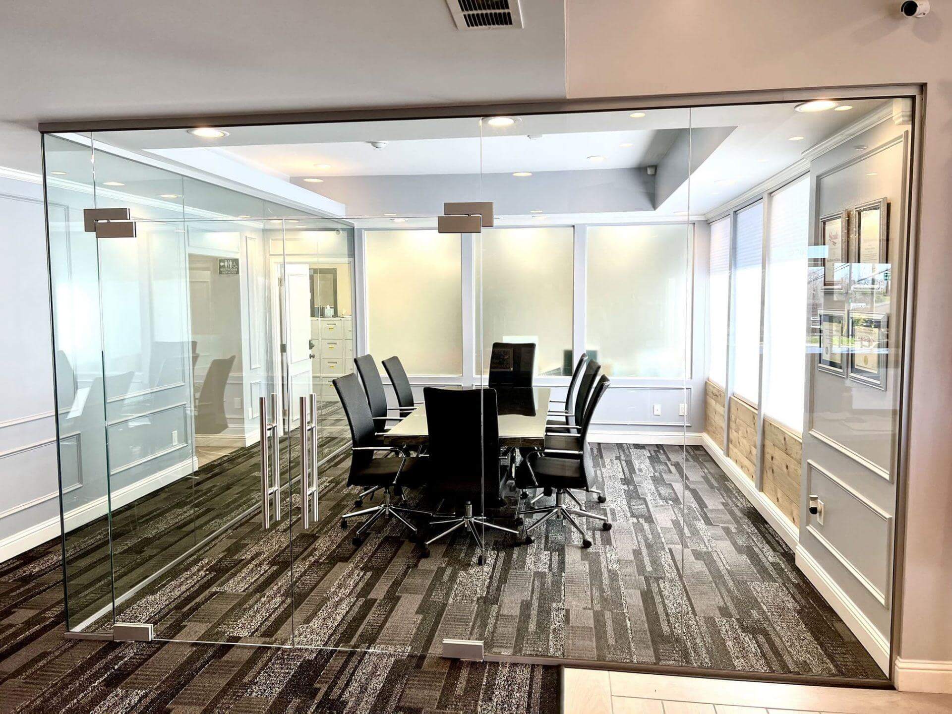 Frameless Partition – Swing Doors