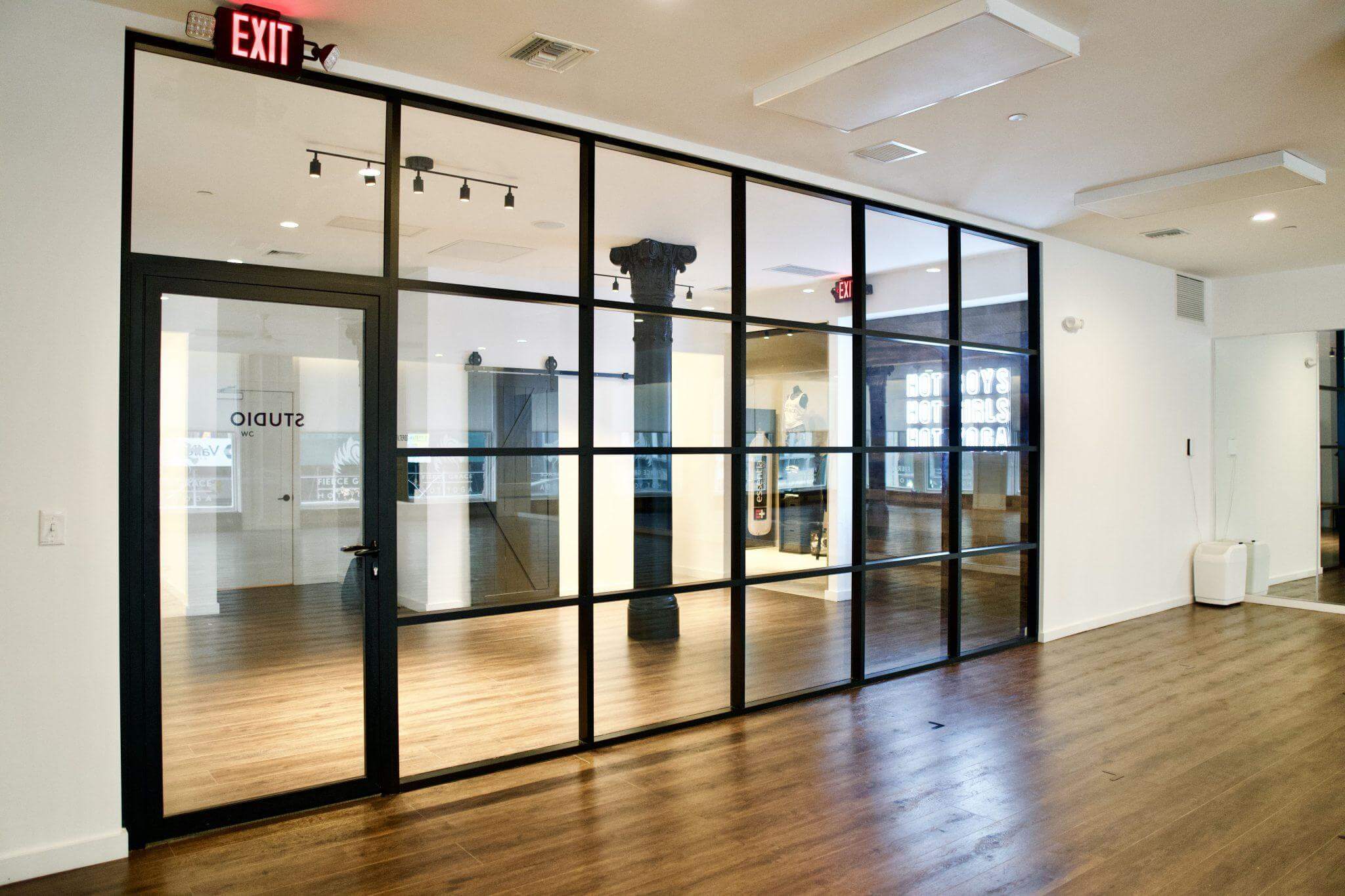 Kompas – Aluminum Partition