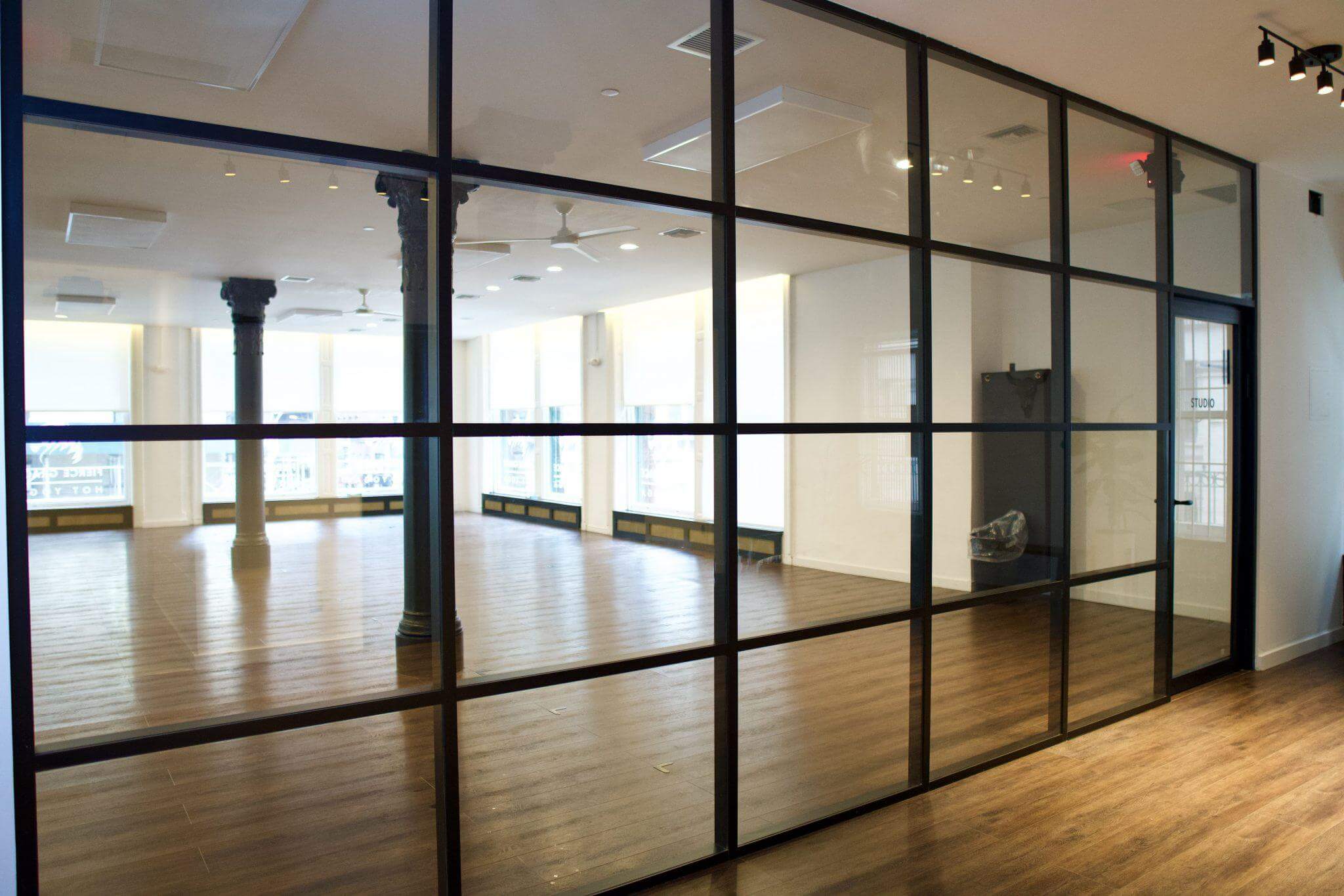 Kompas – Aluminum Partition