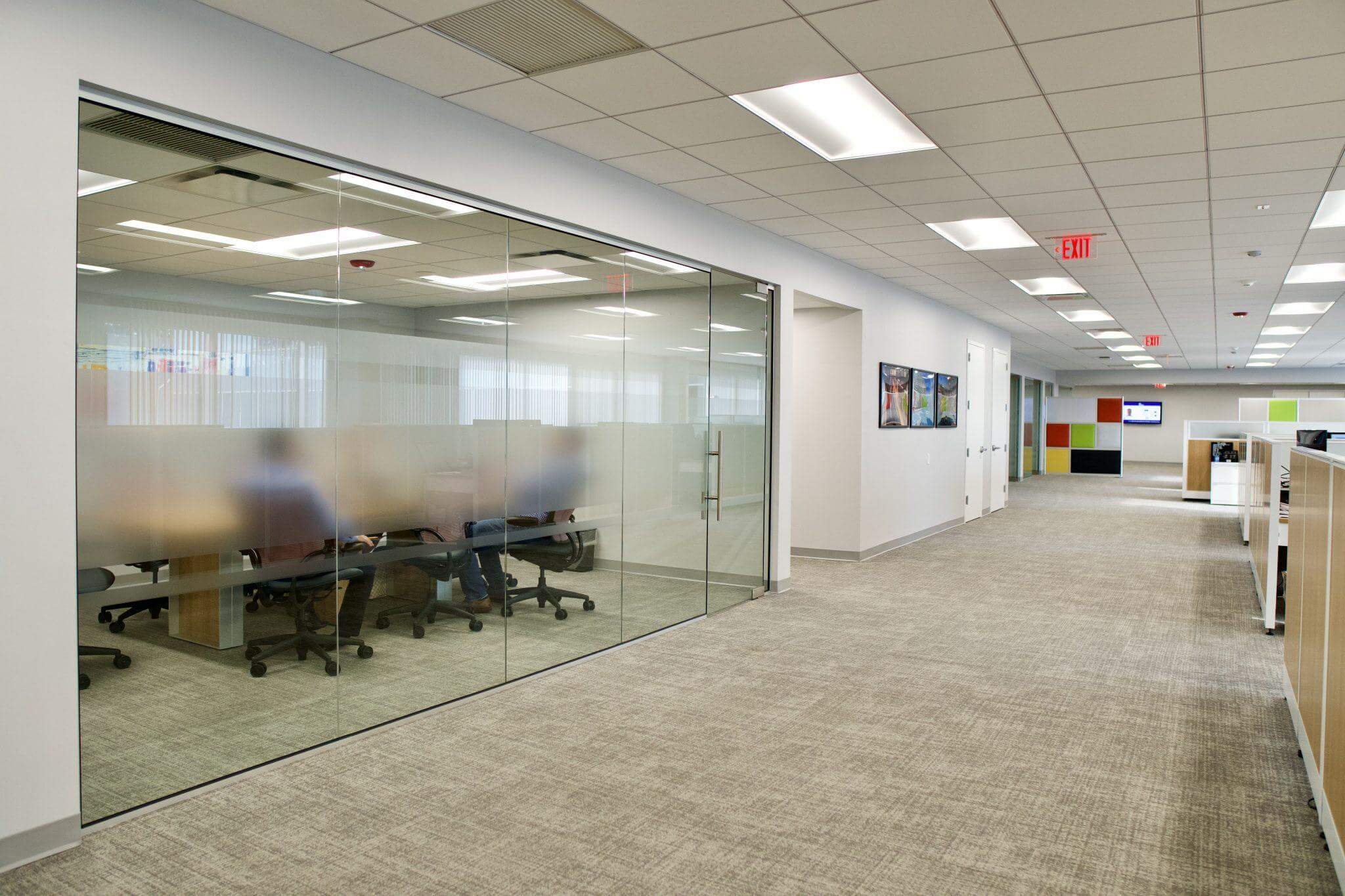 Frameless Partitions – Swing Doors